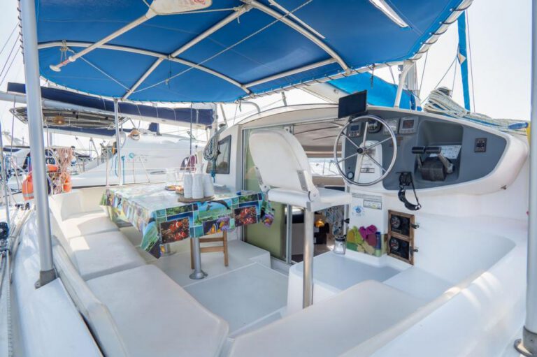 Catamaran tour to La Maddalena Archipelago - Boarding from Palau - Sport 2 - image 2