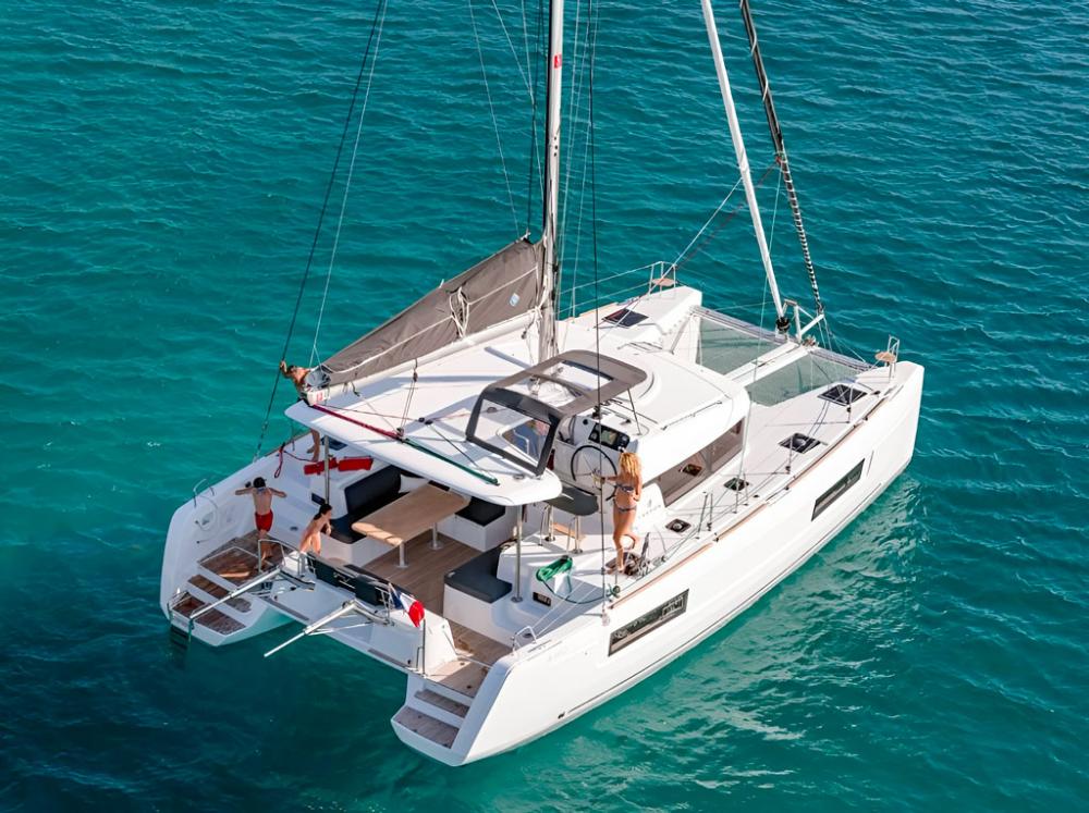 Daily catamaran tour of the La Maddalena Archipelago from Porto Cervo - Luxury 4