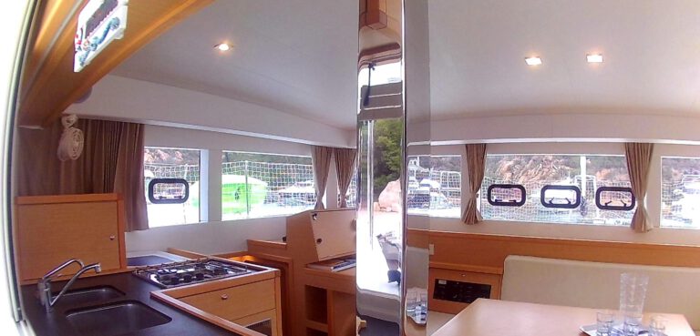 Catamaran Lagoon Luxury - Day excursion in La Maddalena Archipelago from Palau - Luxury 2 - image 7