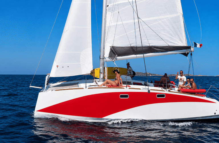 11Escursioni in catamarano Porto Pozzo